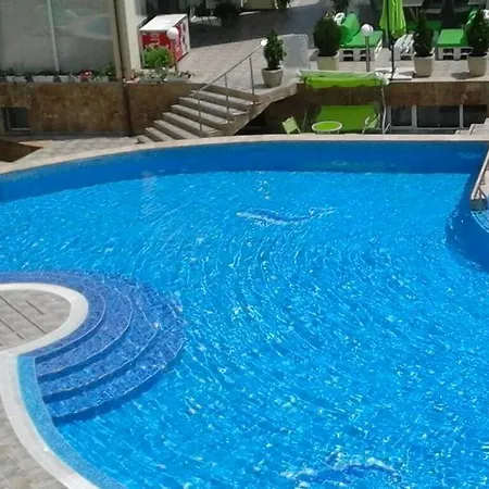Sunny Cove ساني بيتش